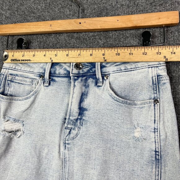 Good American Light Wash Denim Frayed Hem‎ Jean Mini Skirt Waist Size 2/26 - Picture 5 of 7